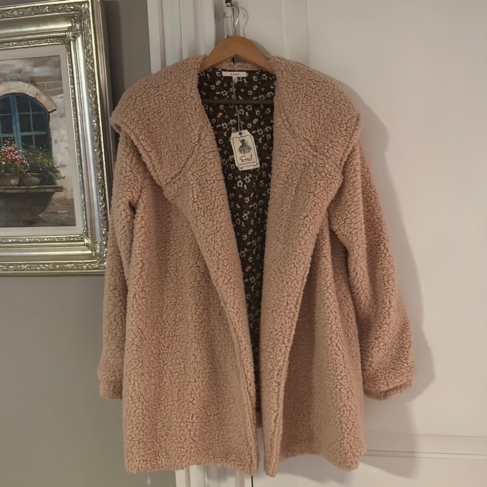 NWT Easel Teddy Coat